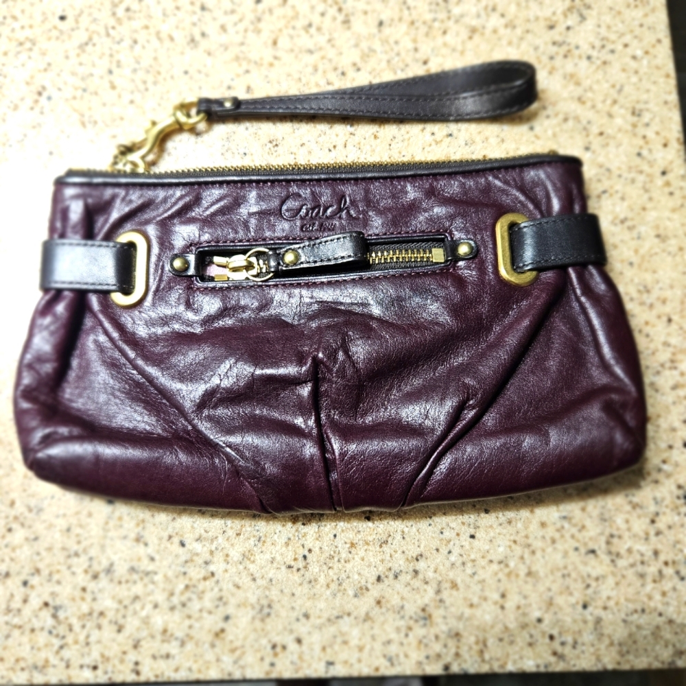 Coach Leather Wristlet Clutch Burgundy Plum Vintage Style